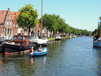 Silent electric-powered boats Edam
